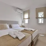 Villa Apolonia - By Almarina *